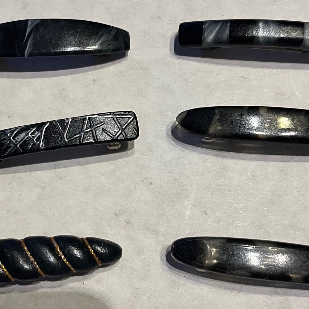 6 set of Black Barrettes